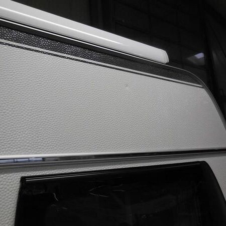 Instandsetzung einer Caravan Seitenwand (Delle)